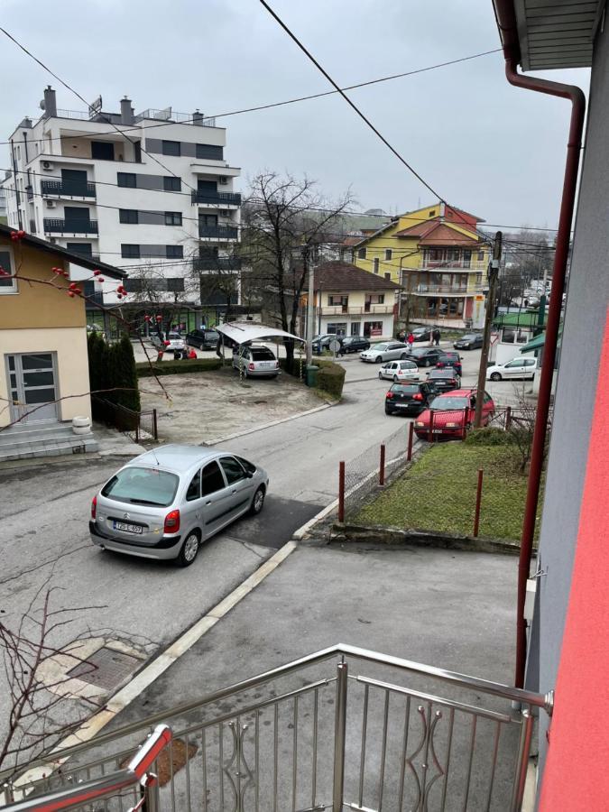 Apartman Cuprija Cazin Esterno foto